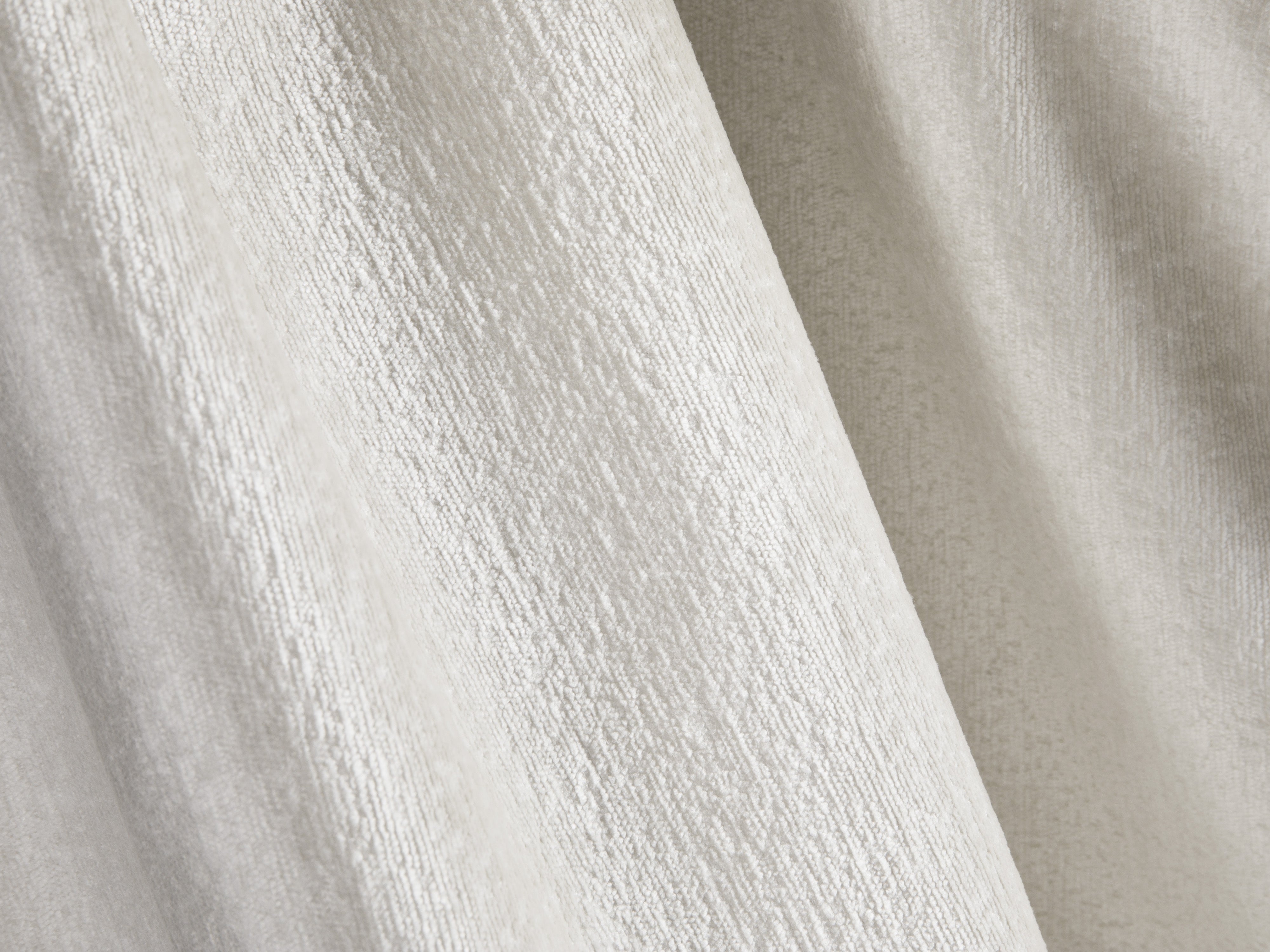 Lupine bett, Material: Chenille Loris