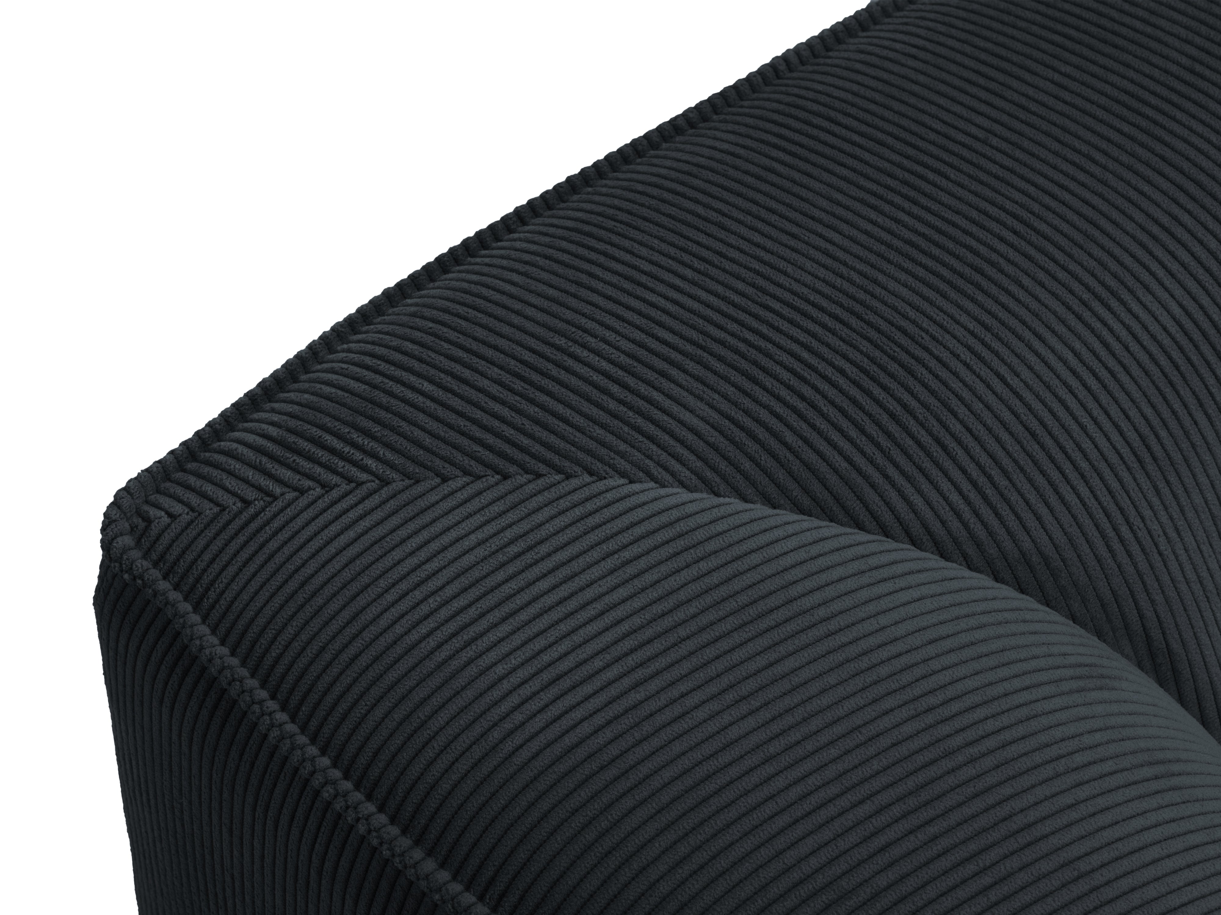 Ruby Hocker, 93x93cm, Material: Cord