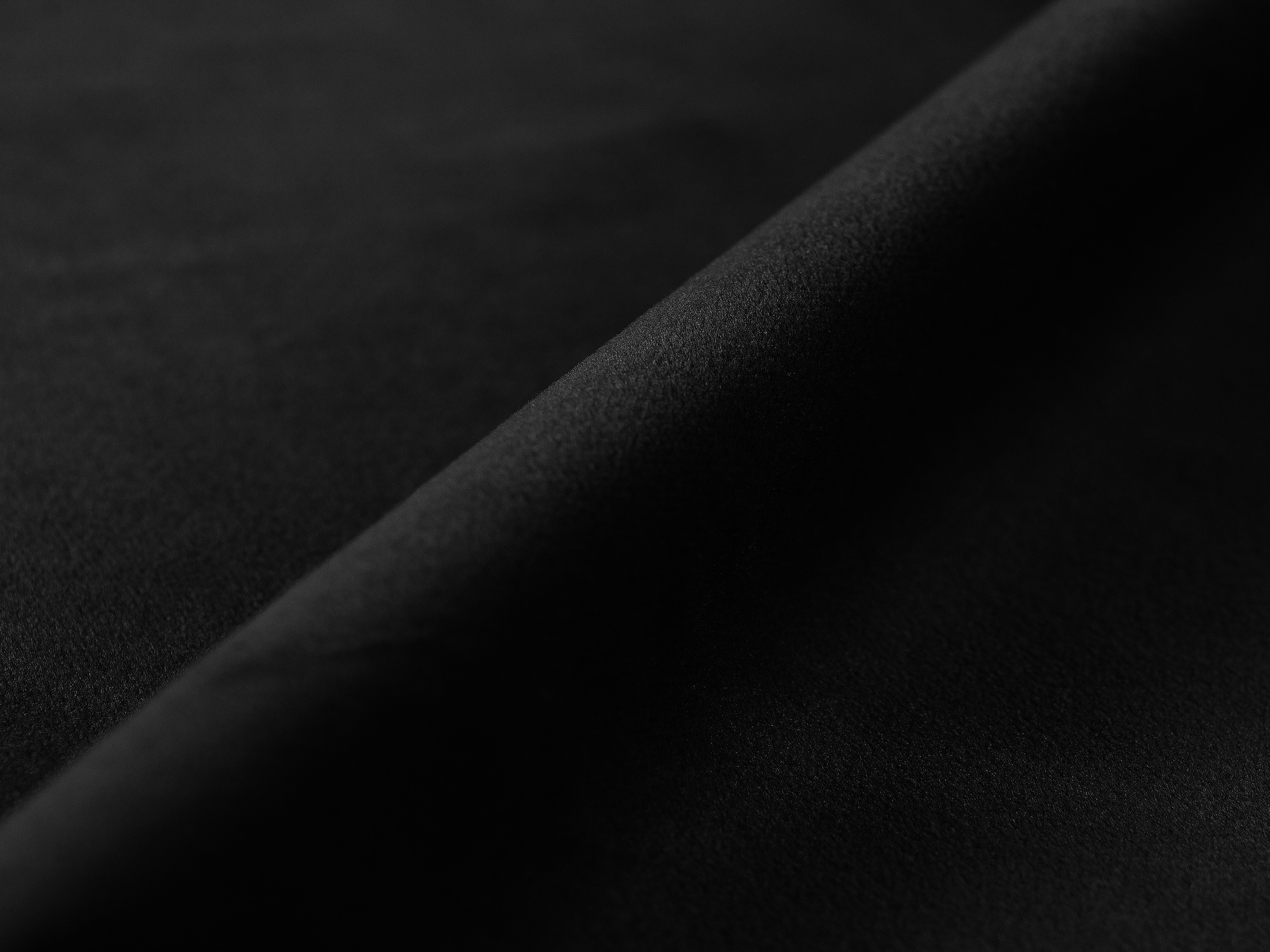 Eden Hocker, 64x64cm, Material: Samt